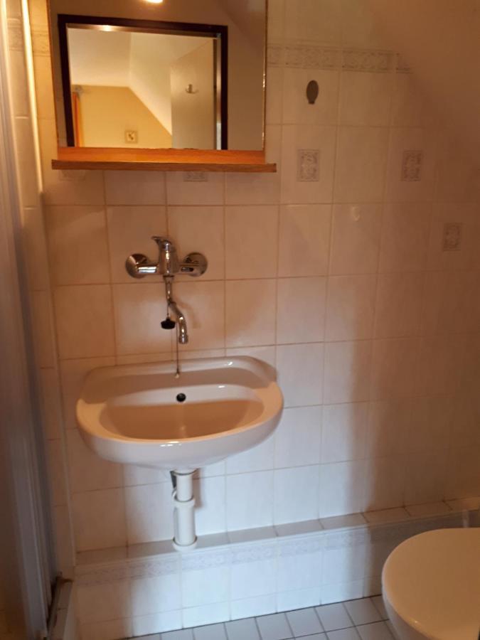 Horska Chata U Pekaru Pec pod Snezkou Luaran gambar